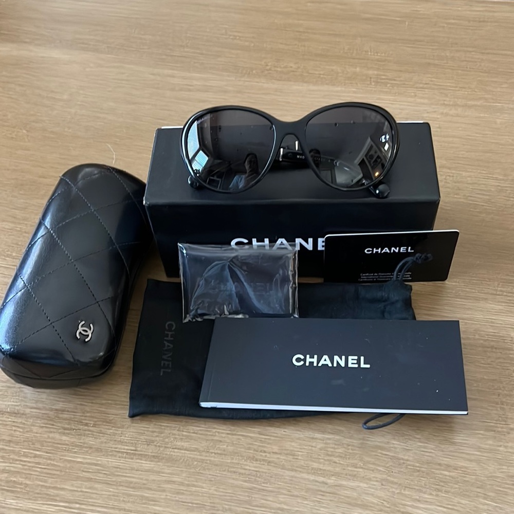 Chanel lamb skin camellia black sunglasses